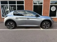 Second-hand Peugeot e-208 Premium 100 kW (136 CP) 2021 Gri Hatchback