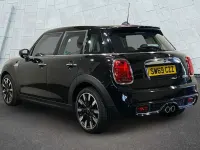 Used Mini Cooper S Exclusive 189 HP (139 kW) 2019 Black Hatchback