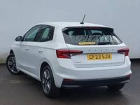 Begagnad Skoda Fabia Comfort 95 HK (69 kW) 2023 Vit Halvkombi