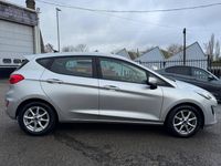 Used Ford Fiesta Zetec 100 HP (73 kW) 2019 Silver Hatchback