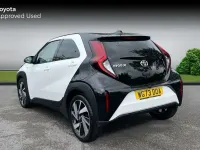Used Toyota Aygo X 72 HP (52 kW) 2023 White SUV