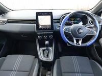Used Renault Clio V Engineered 145 HP (106 kW) 2023 Blue Hatchback