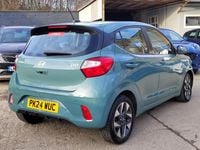 Used Hyundai i10 Advanced 66 HP (48 kW) 2024 Green Hatchback