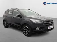 Usado Ford Kuga ST-Line 150 HP (110 kW) 2019 Preto SUV