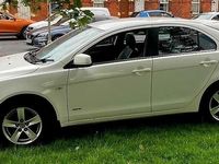 Used Mitsubishi Lancer 2010 White Hatchback