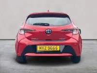 Used Toyota Corolla 122 HP (89 kW) 2019 Red Hatchback