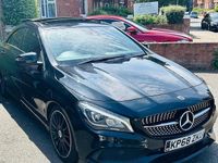 Usado Mercedes CLA220 AMG line 170 CV (125 kW) 2019 Berlina