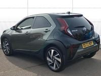 Used Toyota Aygo X 72 HP (52 kW) 2023 Green SUV