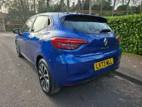 Used Renault Clio V Evolution 90 HP (66 kW) 2023 Blue Hatchback