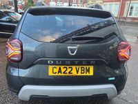 Second-hand Dacia Duster Prestige 100 CP (73 kW) 2022 Gri Hatchback