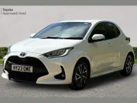 Used Toyota Yaris Design 113 HP (83 kW) 2023 White Hatchback