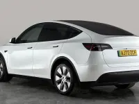 Used Tesla Model Y Standard Range 254 kW (346 HP) 2023 White SUV