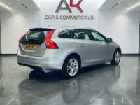 Używany Volvo V60 SE Lux 215 KM (158 kW) 2012 Srebrny Kombi