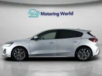 Used Ford Focus ST-Line 125 HP (91 kW) 2024 Silver Hatchback