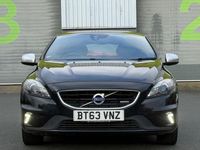 Begagnad Volvo V40 R-Design 115 HK (84 kW) 2014 Svart Halvkombi