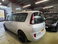 Usado Renault Grand Espace 150 HP (110 kW) 2008 Prateado Monovolume