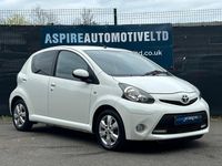 Used Toyota Aygo 68 HP (50 kW) 2013 White Hatchback