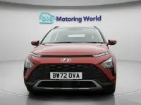 Begagnad Hyundai Bayon SE 100 HK (73 kW) 2023 Röd SUV