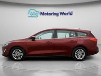 Used Ford Focus Titanium 120 HP (88 kW) 2020 Red Estate