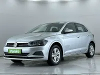 Usado VW Polo SE 95 HP (69 kW) 2018 Prateado Citadino