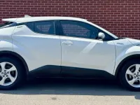 Used Toyota C-HR 122 HP (89 kW) 2019 White SUV