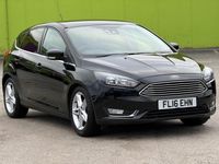 Begagnad Ford Focus Titanium 2016 Svart Halvkombi