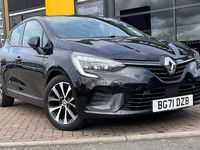 Used Renault Clio V Iconic 90 HP (66 kW) 2022 Hatchback