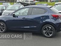 Begagnad Mazda 2 Homura-Aka 2024 Blå Halvkombi
