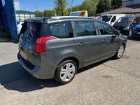 Used Peugeot 5008 Active 115 HP (84 kW) 2014 Grey MPV