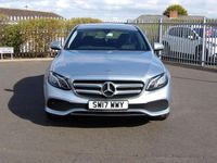 Używany Mercedes E220 SE 2017 Srebrny Sedan/Limuzyna