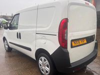 Used Fiat Doblò 90 HP (66 kW) 2016 White MPV