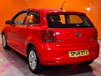 Used VW Polo SE 60 HP (44 kW) 2014 Red Hatchback