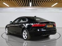 Second-hand Jaguar XF Portfolio 180 CP (132 kW) 2016 Negru Berlinǎ