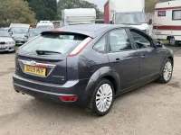 Usado Ford Focus Titanium 2009 Cinzento Citadino