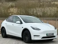 Used Tesla Model Y Long Range AWD 378 kW (514 HP) 2022 White SUV