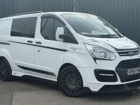 Used Ford Transit Custom Limited 155 HP (114 kW) 2015 White Van