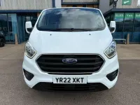 Usado Ford Transit Custom Limited 130 CV (95 kW) 2022 Blanco Van