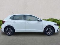 Begagnad VW Polo Life 95 HK (69 kW) 2024 Vit Halvkombi