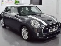 Usado Mini Cooper S Hatch 192 HP (141 kW) 2016 Cinzento Citadino