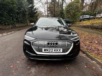 Begagnad Audi e-tron Performance 230 kW (313 HK) 2022 Svart SUV