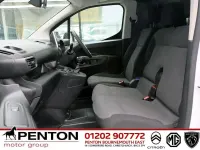Used Vauxhall Combo S 100 HP (73 kW) 2023 White MPV