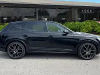 New Audi SQ7 Comfort 507 HP (372 kW) 2026 Black SUV