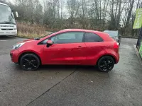 Used Kia Rio 109 HP (80 kW) 2013 Red Hatchback