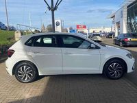 Used VW Polo Life 95 HP (69 kW) 2023 White Hatchback