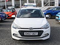 Used Hyundai i20 SE 84 HP (61 kW) 2017 White Hatchback