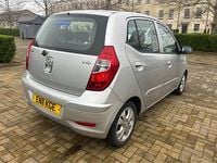 Used Hyundai i10 Active 86 HP (63 kW) 2011 Silver Hatchback