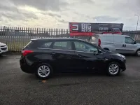 Begagnad Hyundai i30 SE 108 HK (79 kW) 2015 Svart Kombi