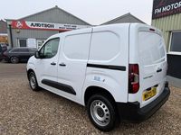 Used Peugeot Partner Premium 102 HP (75 kW) 2024 White MPV