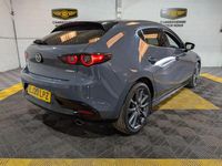 Begagnad Mazda 3 Inclusive 2020 Grå Halvkombi