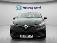 Gebraucht Renault Clio V Evolution 145 PS (106 kW) 2023 Schwarz Kleinwagen